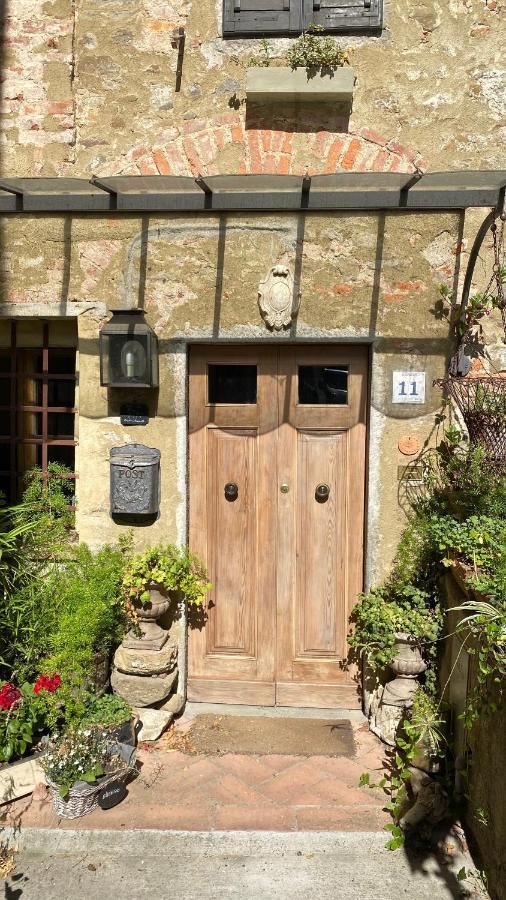 Residenza Buggiano Antica B&B - Charme Apartment In Tuscany Borgo a Buggiano Extérieur photo
