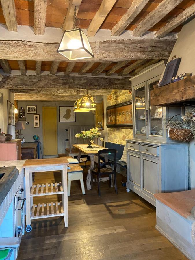 Residenza Buggiano Antica B&B - Charme Apartment In Tuscany Borgo a Buggiano Extérieur photo