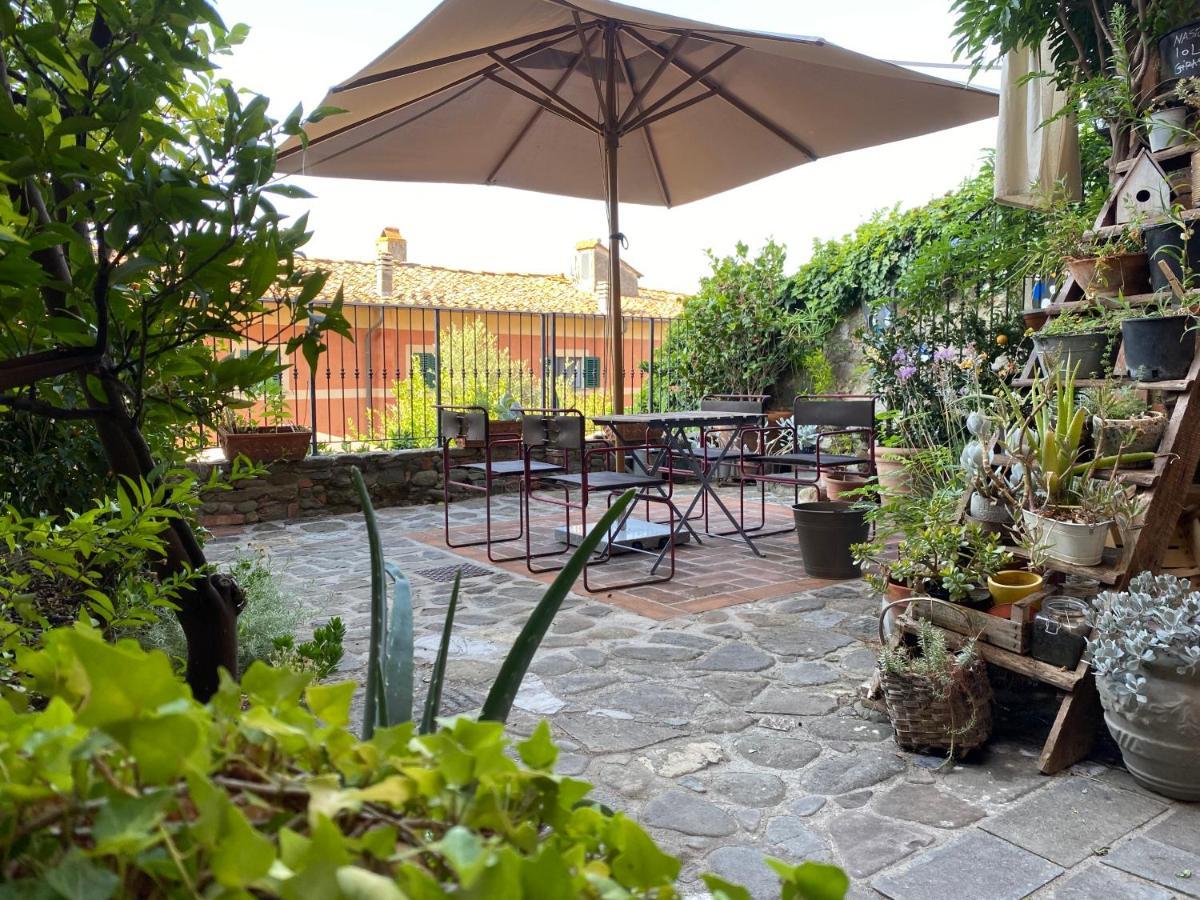 Residenza Buggiano Antica B&B - Charme Apartment In Tuscany Borgo a Buggiano Extérieur photo